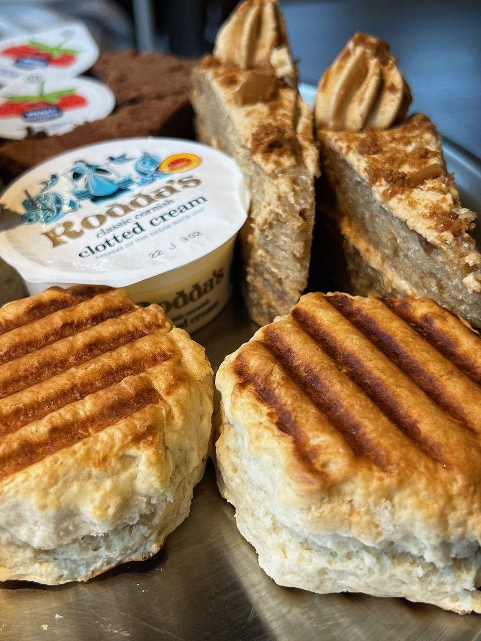 Afternoon tea at the Tea House on the Loch (Gartcosh) 2023 Review