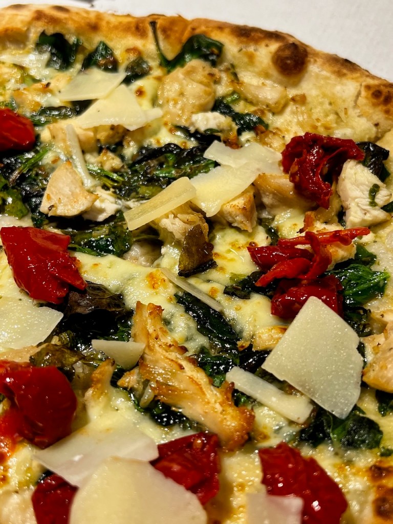 Toni’s Pizzeria (Giffnock) 2023 : Review – Kris Munro