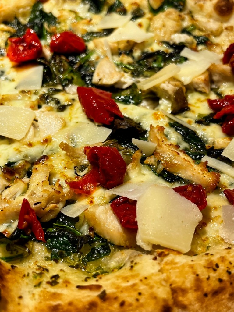 Toni’s Pizzeria (Giffnock) 2023 : Review – Kris Munro